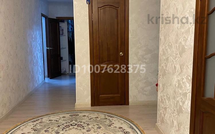 3-бөлмелі пәтер · 97.7 м² · 7/9 қабат, Нур Актобе 26, бағасы: 26.4 млн ₸ — фото 2