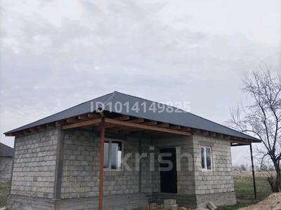 Жеке үй · 3 бөлме · 70 м² · 10 жүзд., Ысмайылов 3бұр 66 — Үлгіліде, бағасы: 5.5 млн ₸ в Сарыкемере
