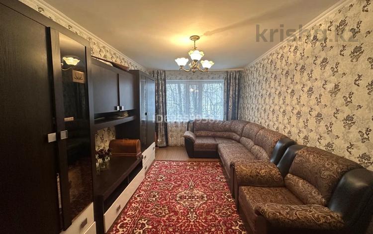 3-комнатная квартира · 54 м² · 1/5 этаж, Майкудук, Мкр Восток-2 11 за 170 000 ₸ в Караганде, Алихана Бокейханова р-н — фото 2