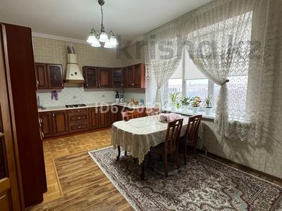 4-комнатная квартира · 175 м² · 5/5 этаж, Газизы Жубановой 3 ж за 50 млн ₸ в Актобе