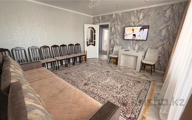 3-бөлмелі пәтер · 63 м² · 8/10 қабат, Майкудук, мкр Голубые пруды 15, бағасы: 24 млн ₸ в Караганде, Алихана Бокейханова р-н — фото 2