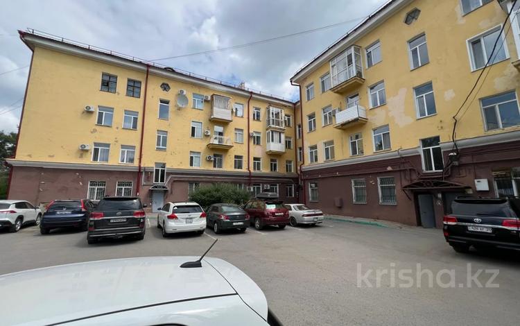 2-комнатная квартира · 48.7 м² · 4/4 этаж, мкр Новый Город, Назарбаева за 28 млн ₸ в Караганде, Казыбек би р-н — фото 8