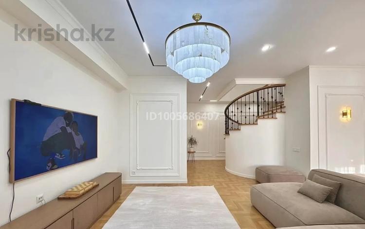 6-бөлмелі пәтер · 260 м² · 12/12 қабат, Каирбекова — Пентхаус, бағасы: 250 млн ₸ в Алматы, Медеуский р-н — фото 95