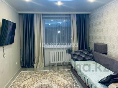 2-комнатная квартира, 48 м², 3/5 этаж, Майкудук 4 за 12.6 млн 〒 в Караганде, Алихана Бокейханова р-н