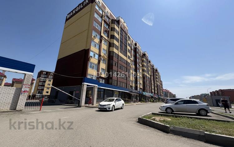 3-бөлмелі пәтер · 101.2 м² · 9/9 қабат, Алтын орда ш/а., Магилик ел 21, бағасы: 42 млн ₸ в Актобе, мкр. Алтын орда — фото 2
