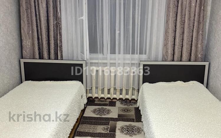 2-комнатная квартира · 50 м² · 1/9 этаж, Майкудук, 18й микрорайон 13 за 130 000 ₸ в Караганде, Алихана Бокейханова р-н — фото 2