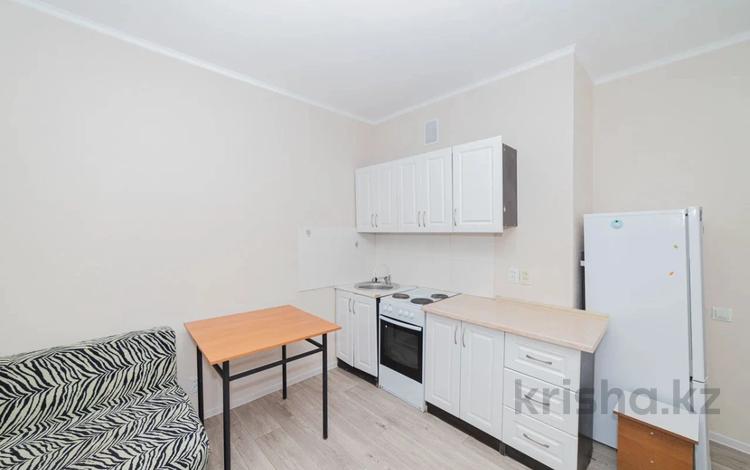 2-комнатная квартира, 38 м², 5/15 этаж, Айтматова