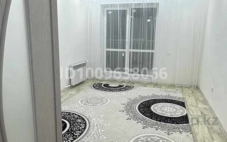 3-комнатная квартира · 90 м² · 5/5 этаж, мкр. Зачаганск пгт 20 — Мкр Акжайык дом 20 за 150 000 ₸ в Уральске — фото 2