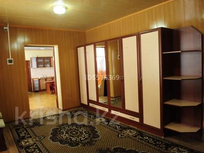 Жеке үй • 7 бөлмелер • 400 м² • тәулік бойы, Комратова, бағасы: 60 000 〒 в Таразе