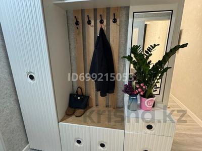 2-комнатная квартира · 60 м² · 1/5 этаж, Мкр Мерей 12 за 19 млн ₸ в 