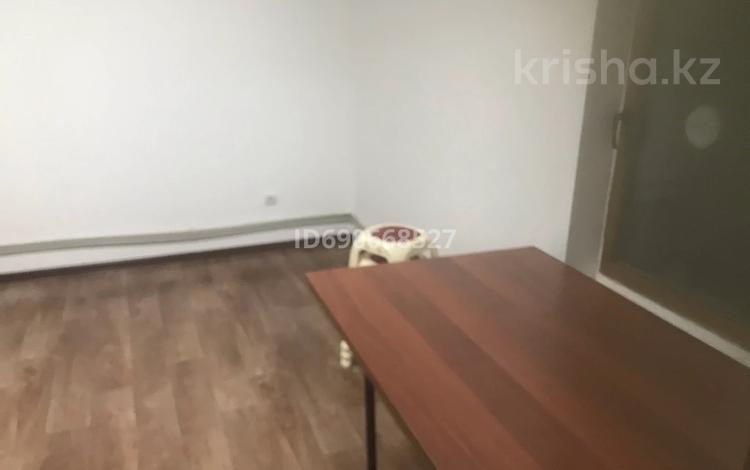 2-комнатный дом помесячно, 35 м², Раймбека 250