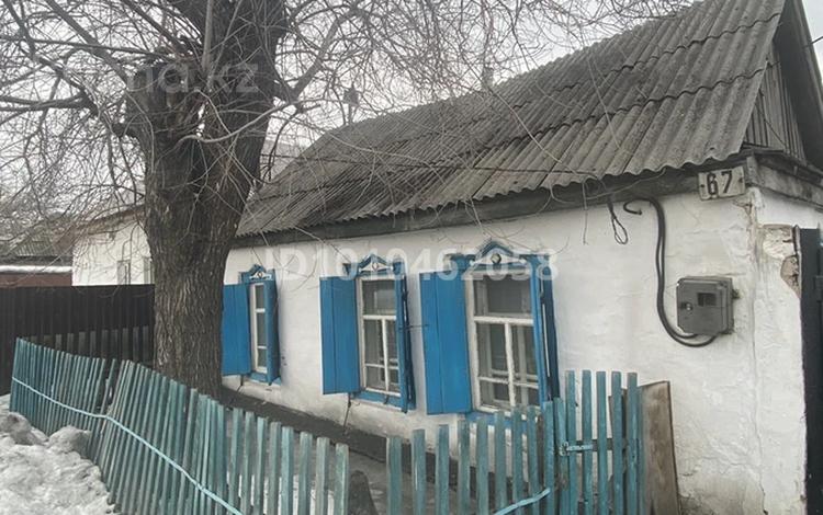 Отдельный дом · 2 комнаты · 52 м² · 2.5 сот., Либкнехта 67 — Район казкрая за 10 млн ₸ в Семее — фото 2