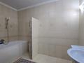 4-бөлмелі пәтер · 200.6 м² · 4/4 қабат, Пр. Санкибай Батыра, бағасы: 31 млн ₸ в Актобе — фото 13