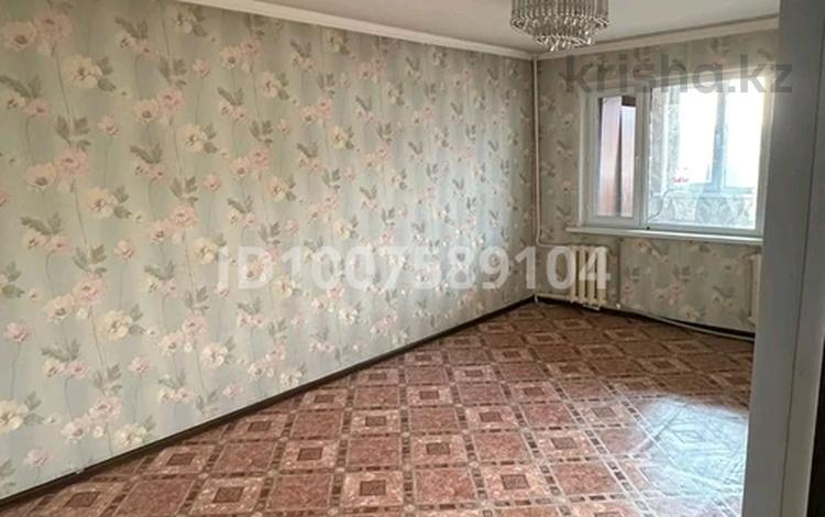 3-бөлмелі пәтер · 65 м² · 3/5 қабат, Абая 6А, бағасы: 15 млн ₸ в Кентау — фото 2
