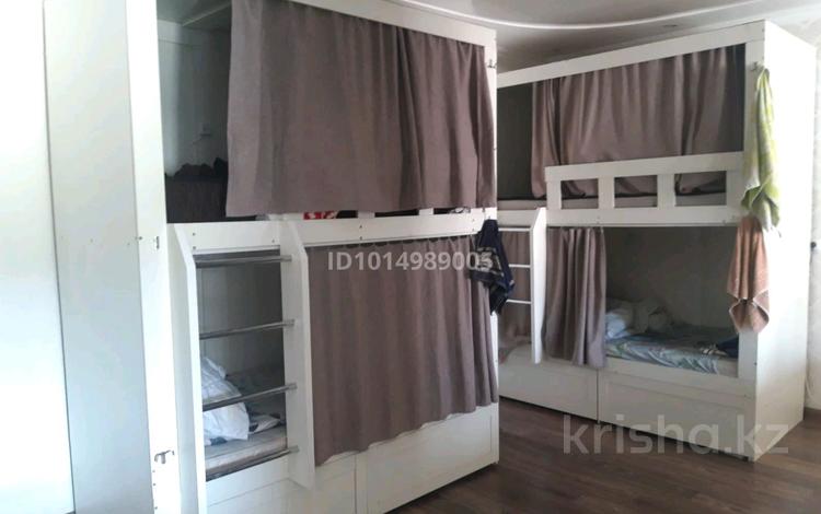 4 бөлме · 150 м² · 1/1 қабат, Достық ш/а. 2а — улица Илтипат 2а, бағасы: 50 000 ₸ в Алматы, Ауэзовский р-н — фото 2