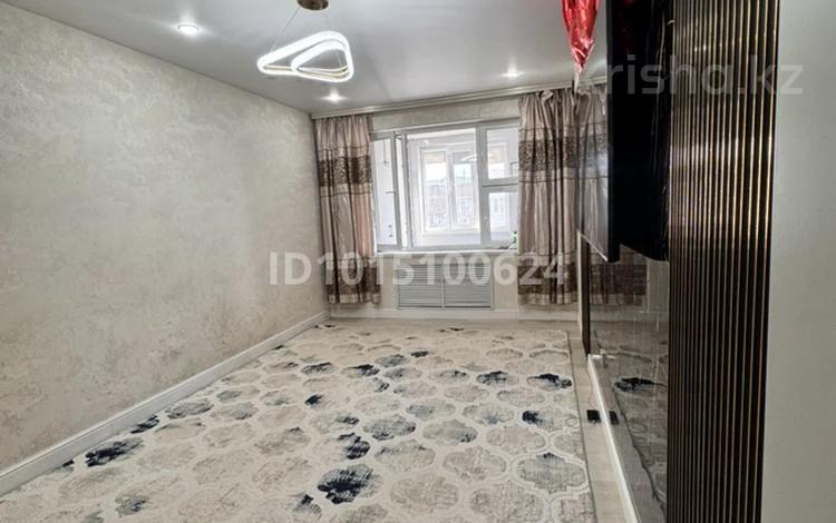 3-комнатная квартира · 70 м² · 5/5 этаж, 13-й мкр 28 б за 18 млн ₸ в Актау — фото 2