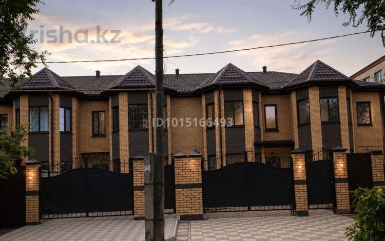 Отдельный дом · 3 комнаты · 160 м² · 3 сот., Ахмедияра Хусаинова 40 за 80.5 млн ₸ в Уральске — фото 10