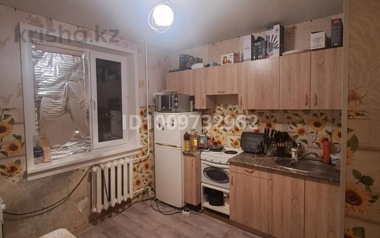 1-бөлмелі пәтер · 34.9 м² · 4/6 қабат, Октябрьская, бағасы: 5 млн ₸ в Аксу — фото 2