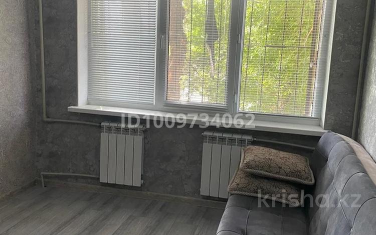 1-комнатная квартира · 30 м² · 1/5 этаж, 12-й микрорайон, 12-й микрорайон 200А за 15 млн ₸ в Шымкенте, Енбекшинский р-н — фото 2