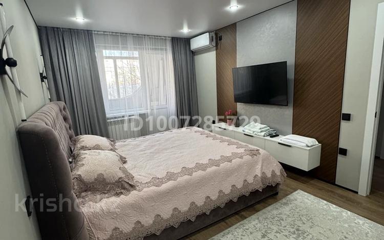 1-бөлмелі пәтер · 35 м² · 3/9 қабат, мкр 8 302 — 101 стр бригада иБр Жубанова, бағасы: 13 000 ₸ в Актобе — фото 10
