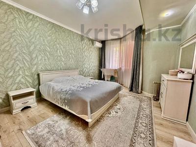 2-комнатная квартира, 87 м², 1/5 этаж, мкр Думан-2 за 44.5 млн 〒 в Алматы, Медеуский р-н