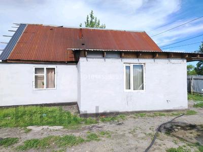 Жеке үй · 4 бөлме · 60 м² · 4.65 жүзд., Центральная 54 — Красный камень, бағасы: 9 млн ₸ в Талдыкоргане