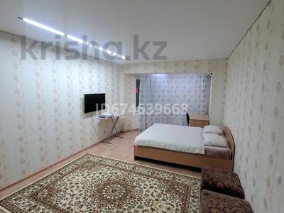 1-комнатная квартира · 43 м² · 1/5 этаж, мкр Кадыра Мырза-Али 4 за 10 000 ₸ в Уральске