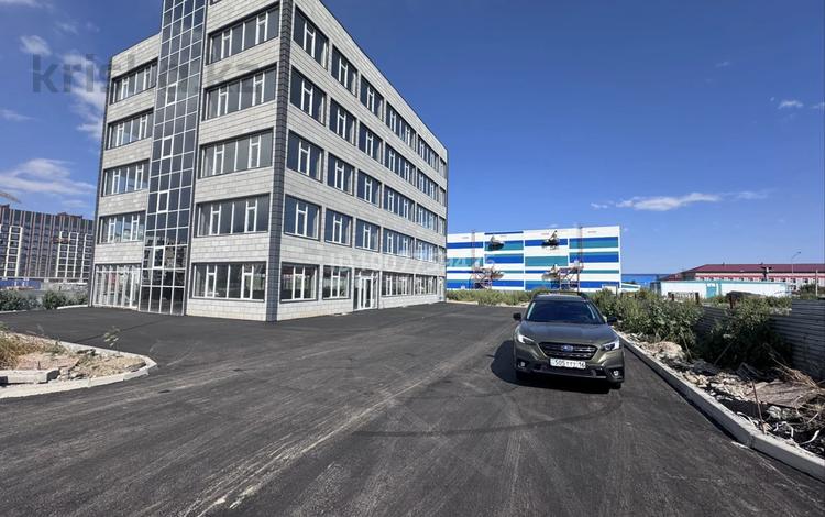 Офисы, магазины и бутики, медцентры и аптеки, развлечения · 2400 м² за 650 млн 〒 в Усть-Каменогорске — фото 2