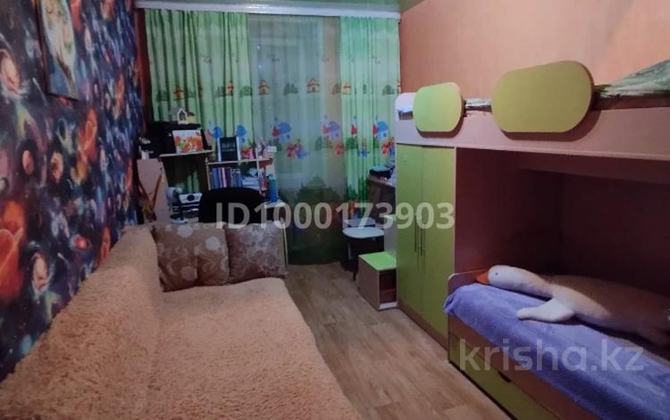 3-бөлмелі пәтер · 73.2 м² · 2/3 қабат, Усть-Каменогорская 14 — Школа 23, бағасы: 16 млн ₸ в Ульбинский — фото 6