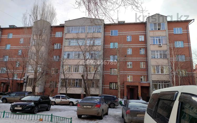 3-комнатная квартира, 95 м², 3/5 этаж, мустафина 7/2 за 45 млн 〒 в Астане, Алматы р-н — фото 2