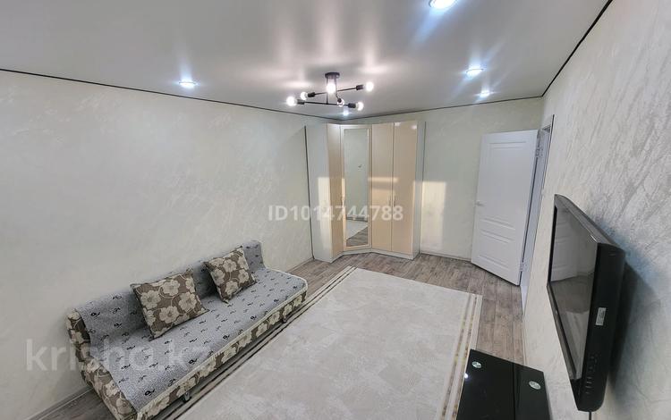 1-бөлмелі пәтер · 35 м² · 3/5 қабат, Сазды-2, Оспанова, бағасы: 14 млн ₸ в Актобе, Сазда-2  — фото 2