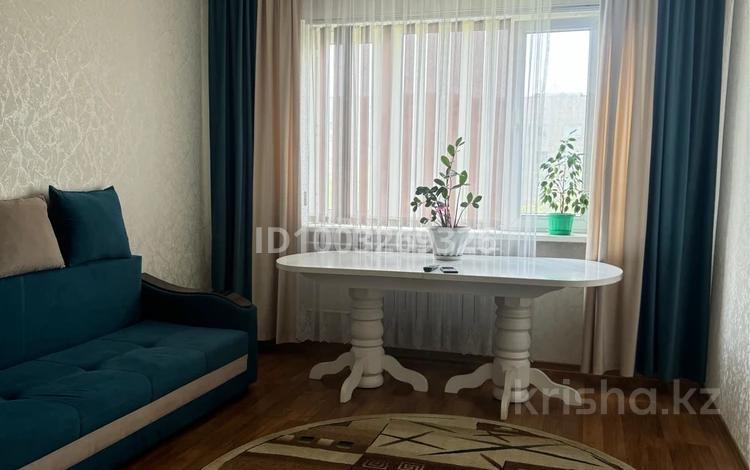 3-комнатная квартира · 75 м² · 7/9 этаж, мкр Аксай-2 27 за 320 000 〒 в Алматы, Ауэзовский р-н — фото 2