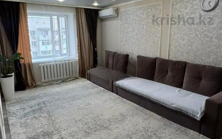 3-бөлмелі пәтер · 77 м² · 6/9 қабат, азербаева 8, бағасы: 38 млн ₸ в Астане, Сарайшык р-н — фото 2