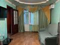 3-комнатная квартира · 60 м² · 1/5 этаж, мкр Строитель, Матросова 170 за 150 000 ₸ в Уральске — фото 5