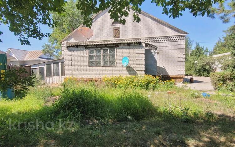 Отдельный дом · 4 комнаты · 150 м² · 9 сот., Кутжанова за 95 млн 〒 в Семее — фото 2