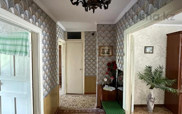3-бөлмелі пәтер · 57.5 м² · 2/2 қабат, Физкультурная, бағасы: 12.5 млн ₸ в Семее — фото 3
