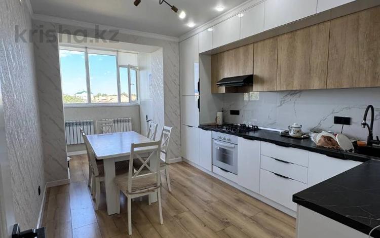 3-комнатная квартира · 81.3 м² · 4/5 этаж, Старый город, Шернияза Жарылгас-улы 63 за 27.5 млн ₸ в Актобе — фото 6