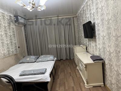 1-комнатная квартира · 56 м² · 3/5 этаж, Авангард 3 мкр 76 за 8 000 ₸ в Атырау, мкр Авангард-3