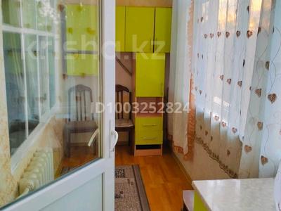 3-комнатная квартира · 65 м² · 5/5 этаж, Малика Жунисалиева 34 — Аитиева или Желтоқсан.Конаева за 150 000 〒 в Таразе