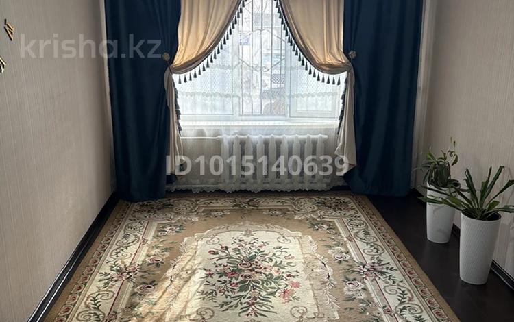 2-комнатная квартира · 40 м² · 1/5 этаж, Старый город, 8 марта — Находится возле вокзала за 13 млн ₸ в Актобе — фото 2