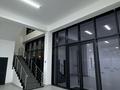 Свободное назначение, офисы, магазины и бутики, склады, общепит, салоны красоты, сельское хозяйство, фитнес и спорт, медцентры и аптеки, образование, развлечения, конференц-залы, кабинеты и рабочие места, студии · 850 м² за 3 млн ₸ в Шымкенте, Абайский р-н — фото 8