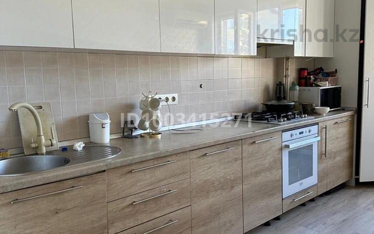 3-комнатная квартира · 114 м² · 1/5 этаж, Бокенбай батыра 153/1 за 35 млн 〒 в Актобе — фото 2