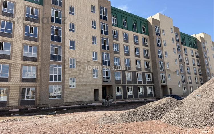 3-бөлмелі пәтер · 80 м² · 6/6 қабат, ​067-й учетный квартал 90, бағасы: 33.5 млн ₸ в Караганде, Алихана Бокейханова р-н — фото 2
