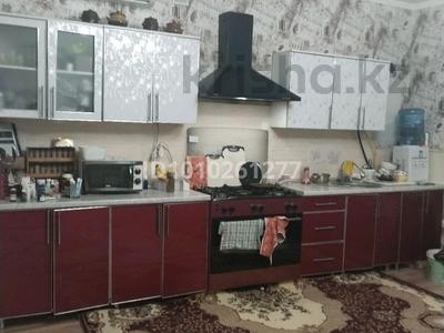 Часть дома · 4 комнаты · 100 м², Жагалау 44 — Жимбаева за 250 000 〒 в Актобе, мкр Гормолзавод