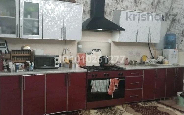 Часть дома · 4 комнаты · 100 м², Жагалау 44 — Жимбаева за 250 000 ₸ в Актобе, мкр Гормолзавод — фото 2