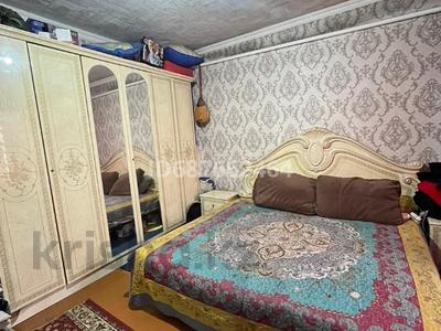 Пәтерлер в Акмолинской обл.: 3-бөлмелі пәтер · 90 м² · 1/1 қабат, Чайкино 9 — Геологов, бағасы: 8 млн 〒 3-бөлмелі пәтер · 90 м² · 1/1 қабат, Чайкино 9 — Геологов, бағасы: 8 млн 〒 в Кокшетау
