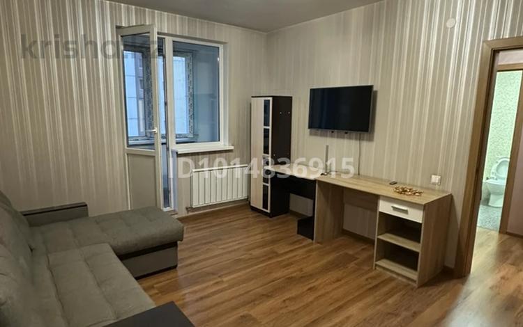 1-комнатная квартира · 37 м² · 9/12 этаж, мкр Акбулак, Байтерекова 105 за 200 000 ₸ в Алматы, Алатауский р-н — фото 2