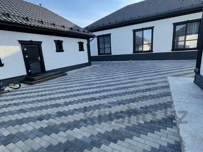 Отдельный дом · 5 комнат · 190 м² · 10 сот., Актлек 36 за 180 млн 〒 в Петропавловске