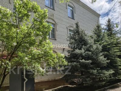 3-бөлмелі пәтер · 105.7 м² · 2/3 қабат, 8 марта 125, бағасы: 65 млн ₸ в Уральске