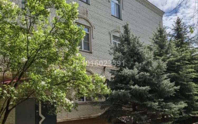 3-бөлмелі пәтер · 105.7 м² · 2/3 қабат, 8 марта 125, бағасы: 65 млн ₸ в Уральске — фото 2